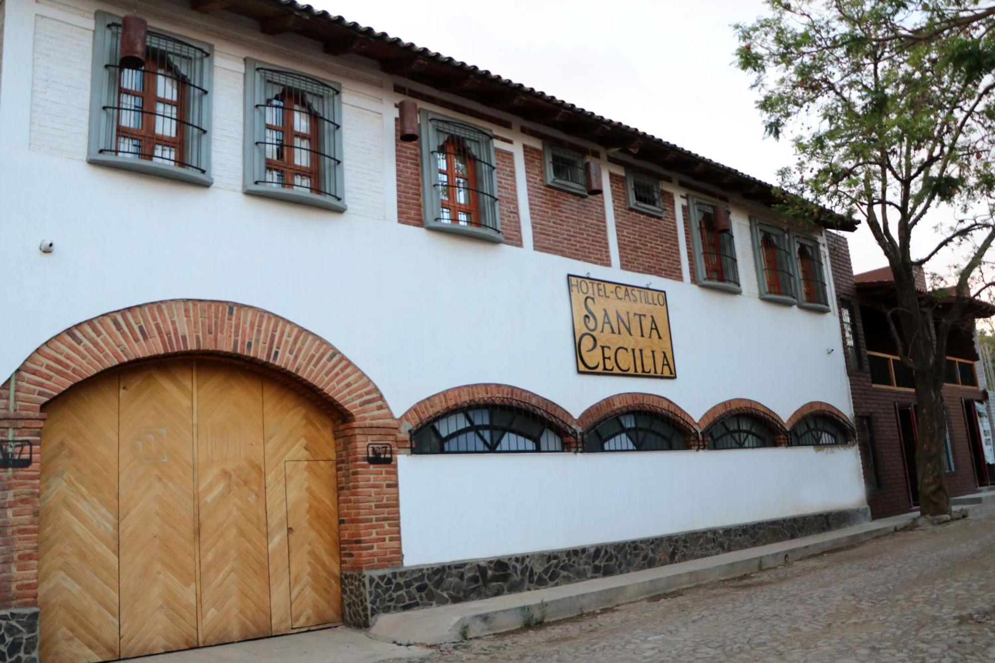 טפאלפה Hotel Castillo Santa Cecilia מראה חיצוני תמונה